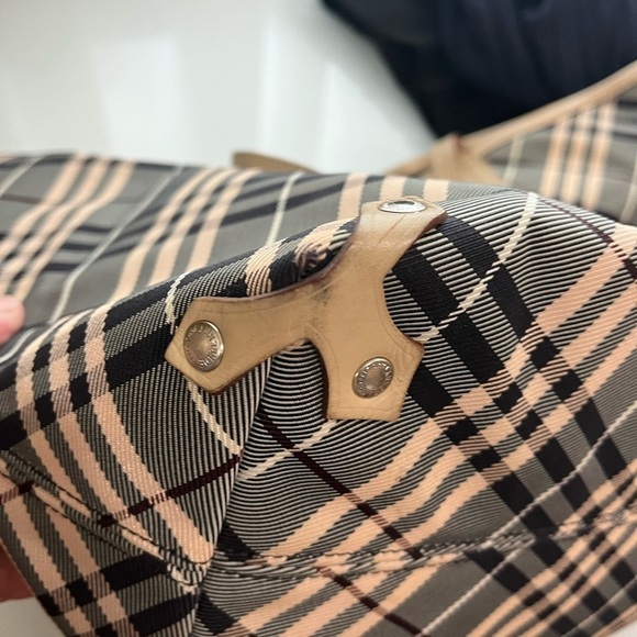 BURBERRY BLUE LABEL NOVA CHECK TOTE - Picture 13 of 15